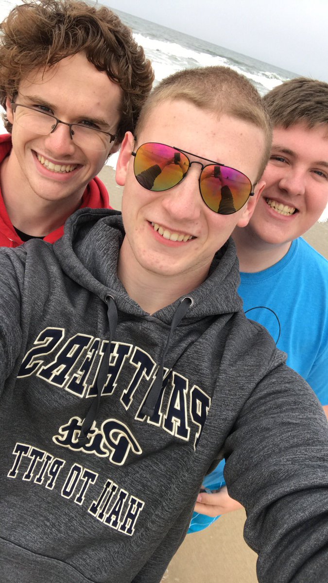 When your celebrating #movethepride2017 at the beach #seniorweek2017