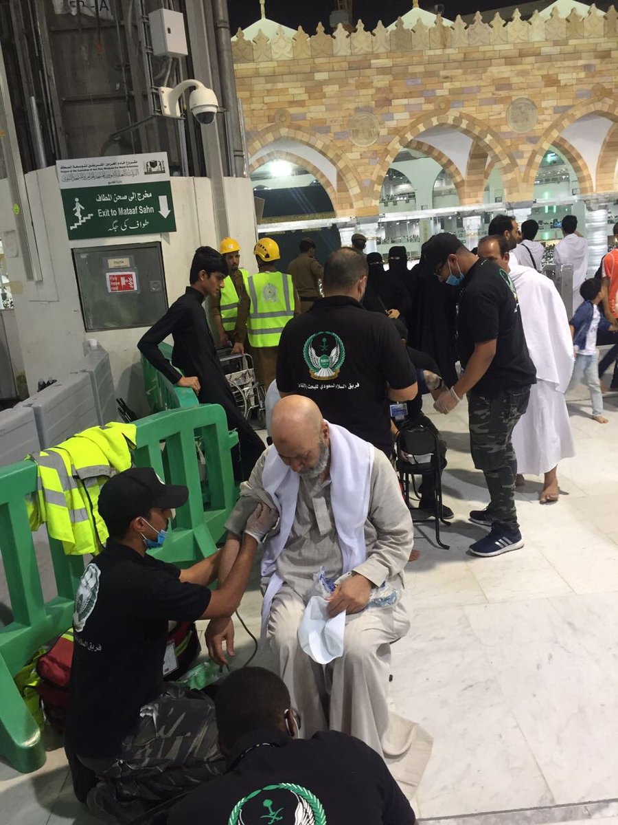 salam_org's tweet photo. مقتطفات من تواجد #فريق_السلام_السعودي  لخدمة المعتمرين وزوار بيت الله #الاسعافات_الاوليه #مكه #مهمه_دعم_الحرم_الملكي https://t.co/mVgtzDaF6T