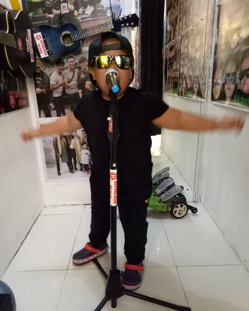alchola2's tweet photo. #repvblikan met pagi... Sllu smgtttt https://t.co/oEsPnKl02S