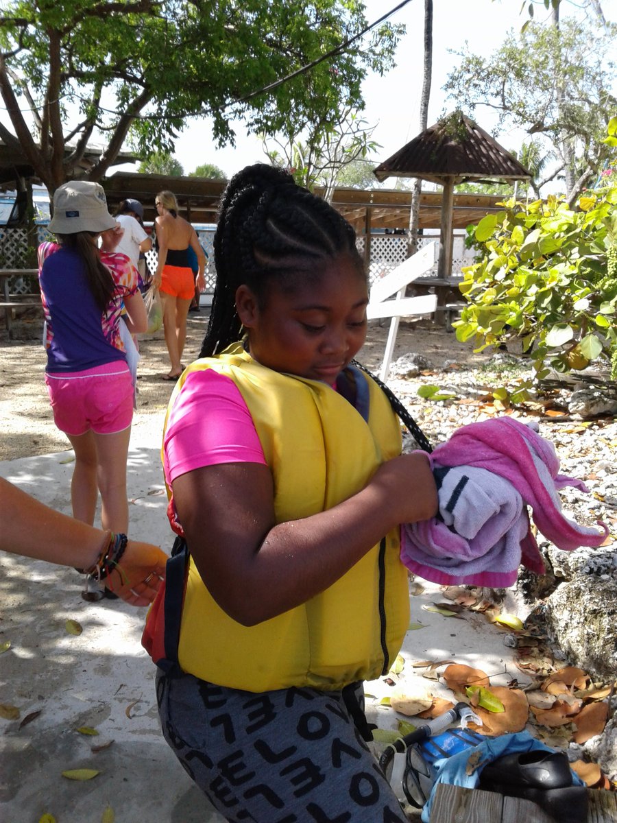 PoincianaStem's tweet image. @PoincianaStem Snorkling Pandas a little nervous about our swim test this morning! We all passed! #marinelabkeylargo