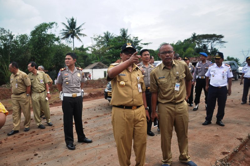 Kabupaten Pekalongan Lakukan Antisipasi Kesiapan H-10 Jalan Tol Pemalang-Batang fb.me/3GNCCrM0N