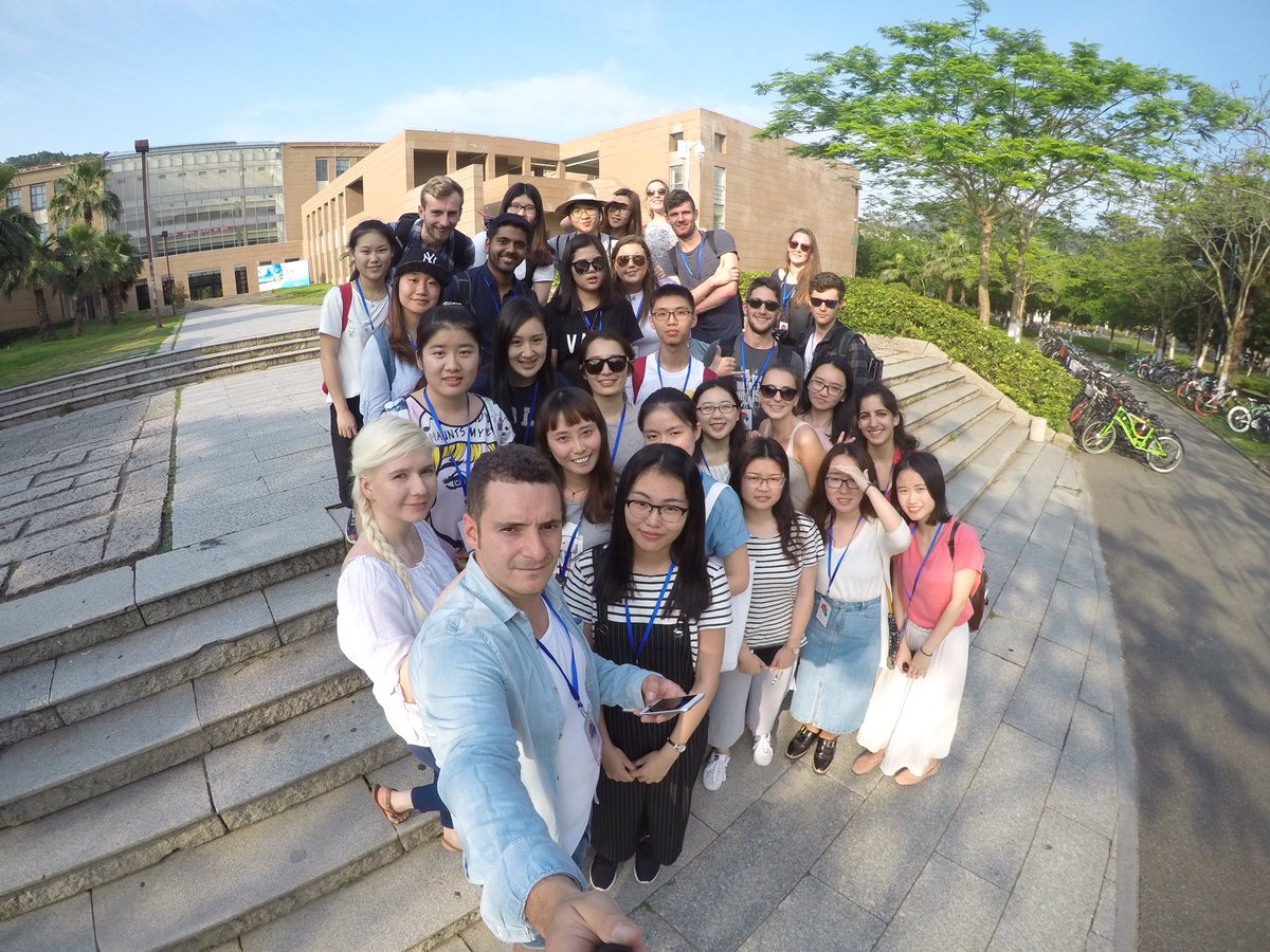 LinhHa0301's tweet photo. Some retro pics #wheninChina #daystoremember #globalBU #ChinaDestination2017 #summerschool #BUproud #throwback https://t.co/QMrKQjUfQx