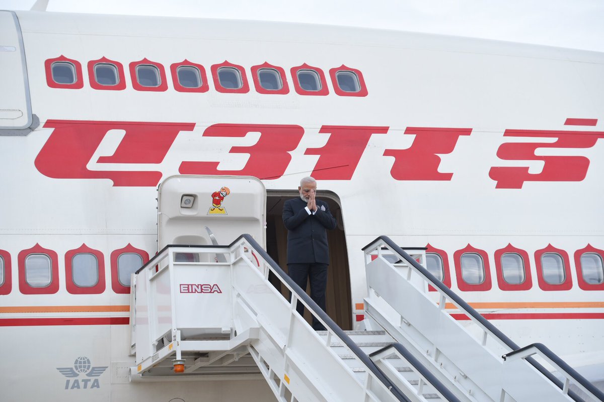 Landed in Spain, marking the start of a very important visit aimed at improving economic and cultural relations with Spain.