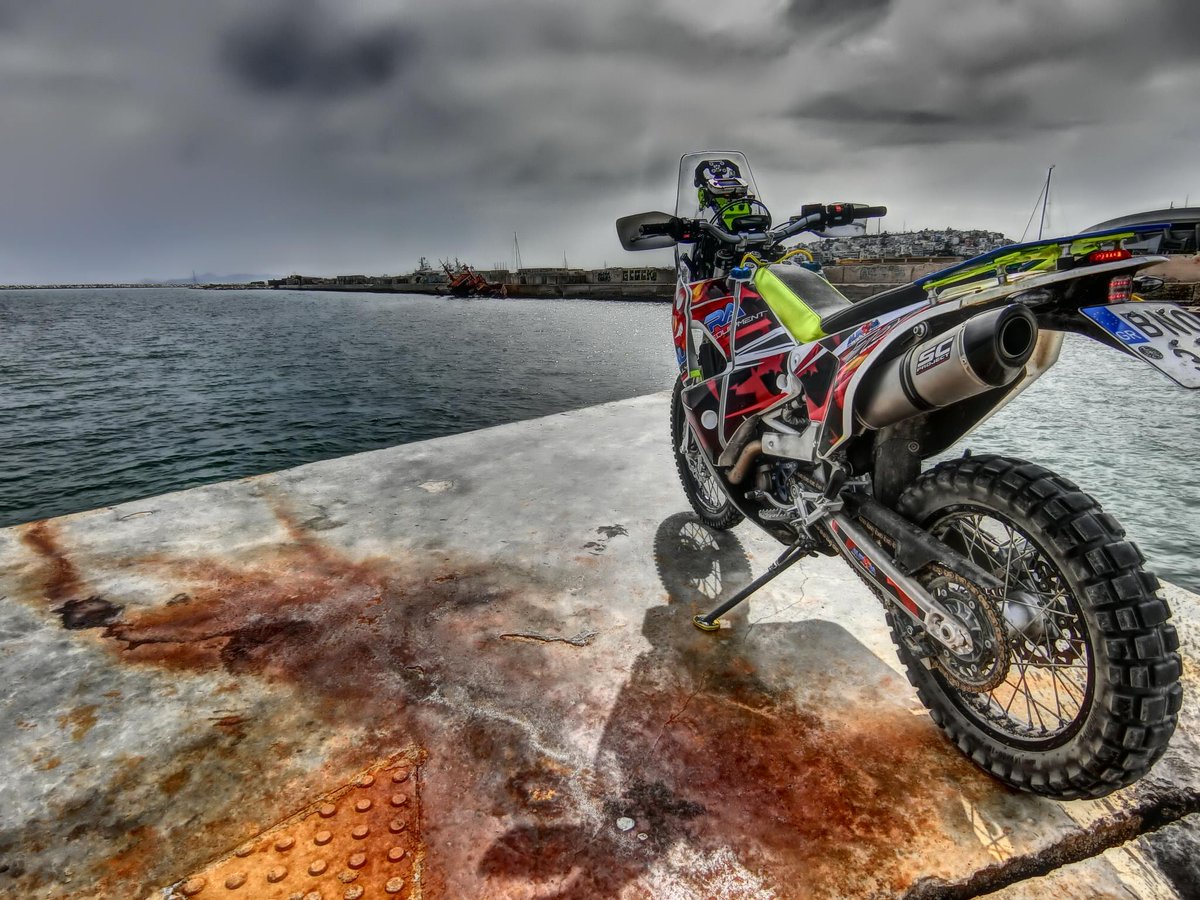 701RR's tweet photo. Rainy mood anyone? Incedible shots of @Husqvarna1903 #701RR in Greece.  
#AuroraRallyEquipment #701Xplorer #701RallyReplica #Ultimate701 https://t.co/0yDGfziHQk