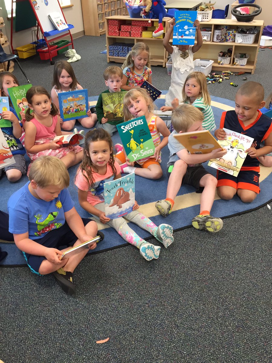 ECC GSRP enjoying the books from Dolsen Mrs. Weakland's class. Thank you to our reading friends!