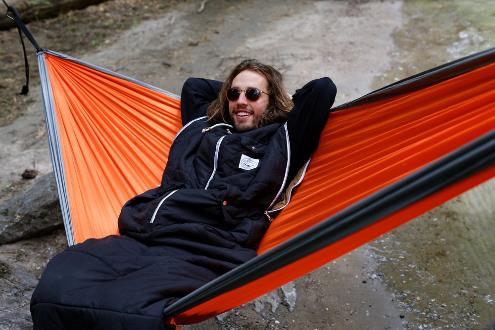 MTracksOutdoors's tweet photo. Our orange-gray hammock "The Sunrise" weighs only 1.5 lbs &amp; makes the perfect go to hammock for any adventure. #hammock #sunrise #adventure https://t.co/3rdoub1vlb
