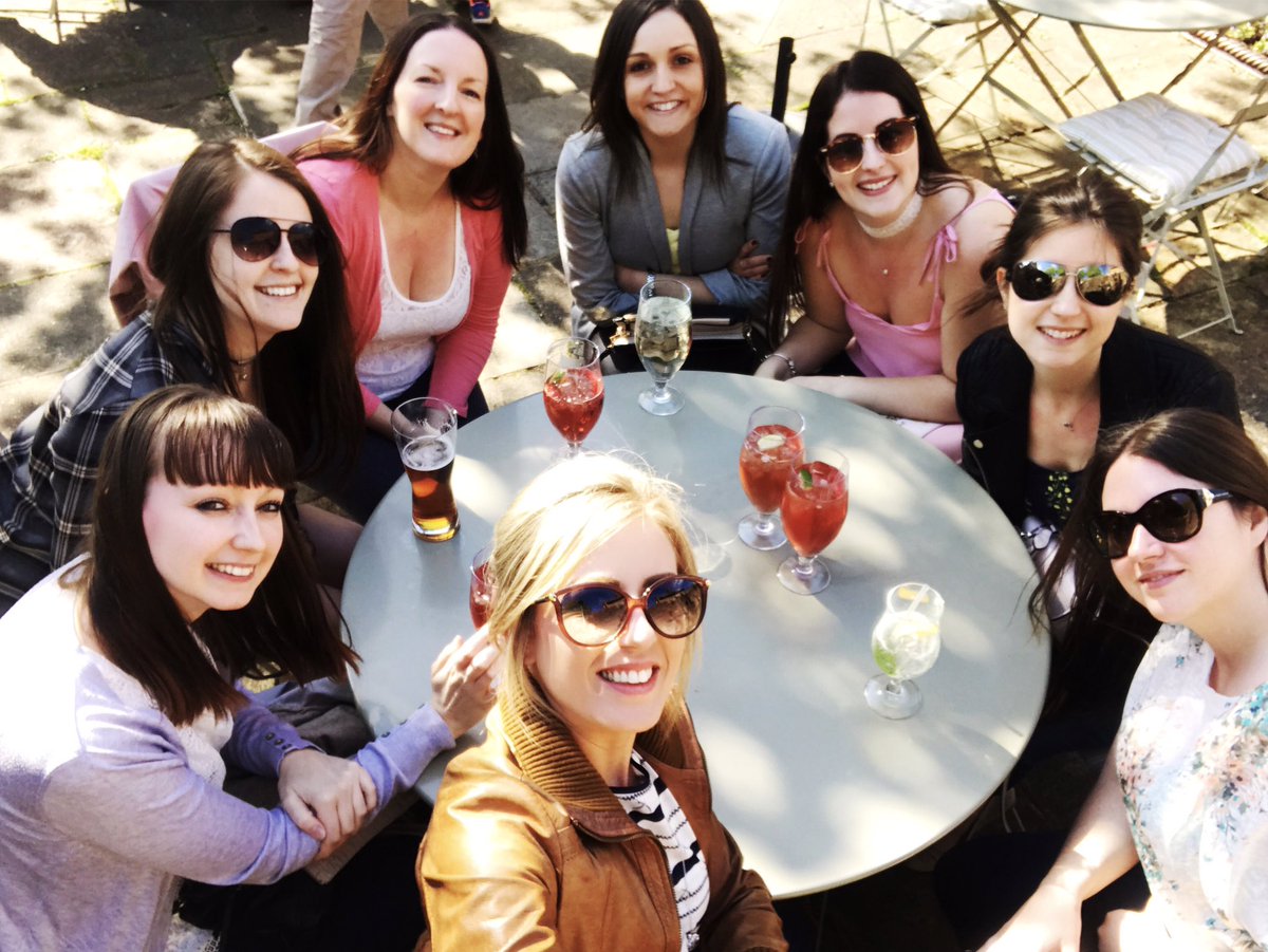 abi_akpt's tweet photo. Hen squad-goals 🙌🏼 https://t.co/E4zNtA83xM