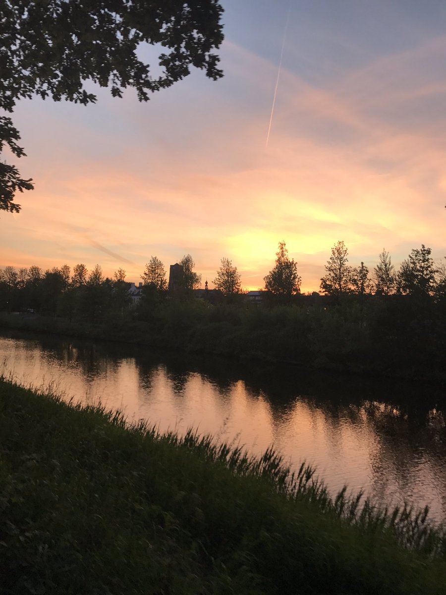 Sebastinosa's tweet photo. Mesmerizing 💫 https://t.co/FLv0dKfq8X
