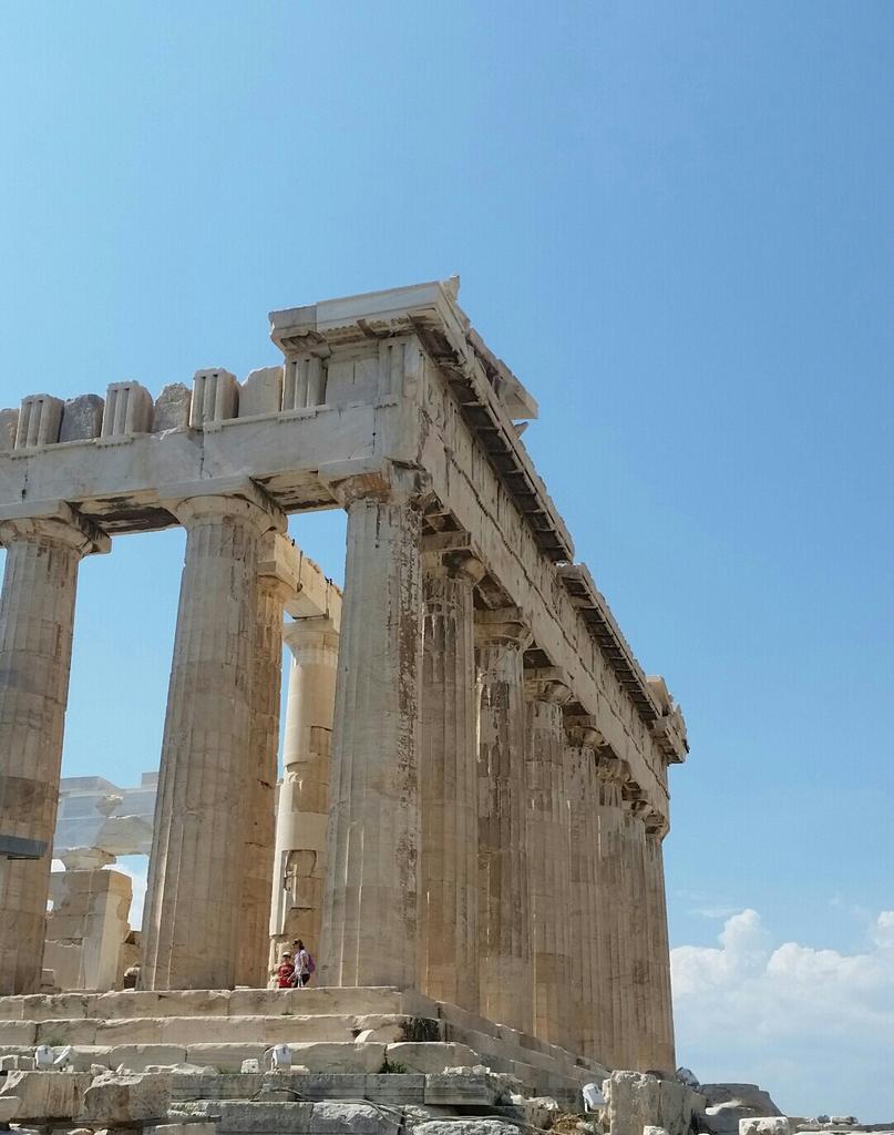 Aún hoy sigue emocionando tanta belleza y elegancia. El arte llega al corazón.
#Atenas #PatrimonioHumanidad
#InternationalSymposiumOnCulture