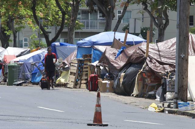 New Homeless Court gets 4 into Housing facehawaii.org/new-homeless-c…