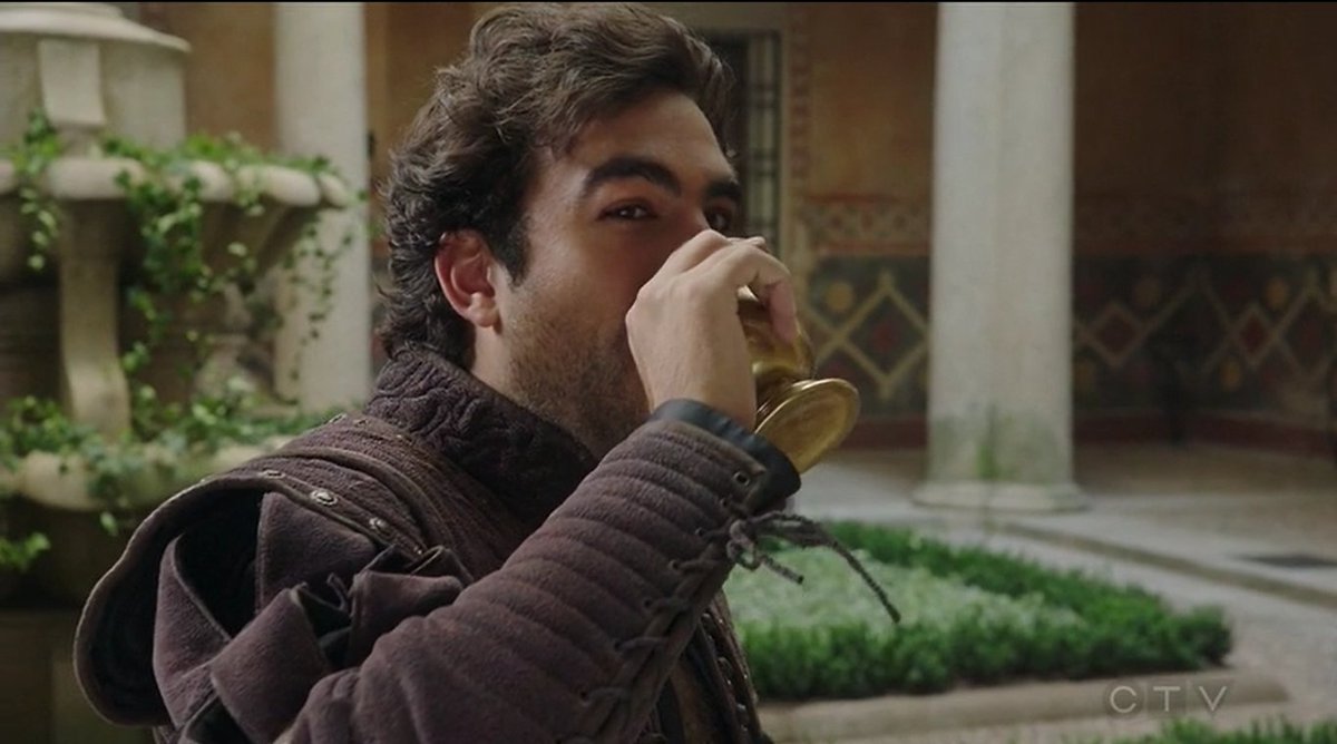 giobadi's tweet photo. I started #StillStarCrossed only for #GreggChillin but he's already dead...
#wtf https://t.co/BGeTti6d1V