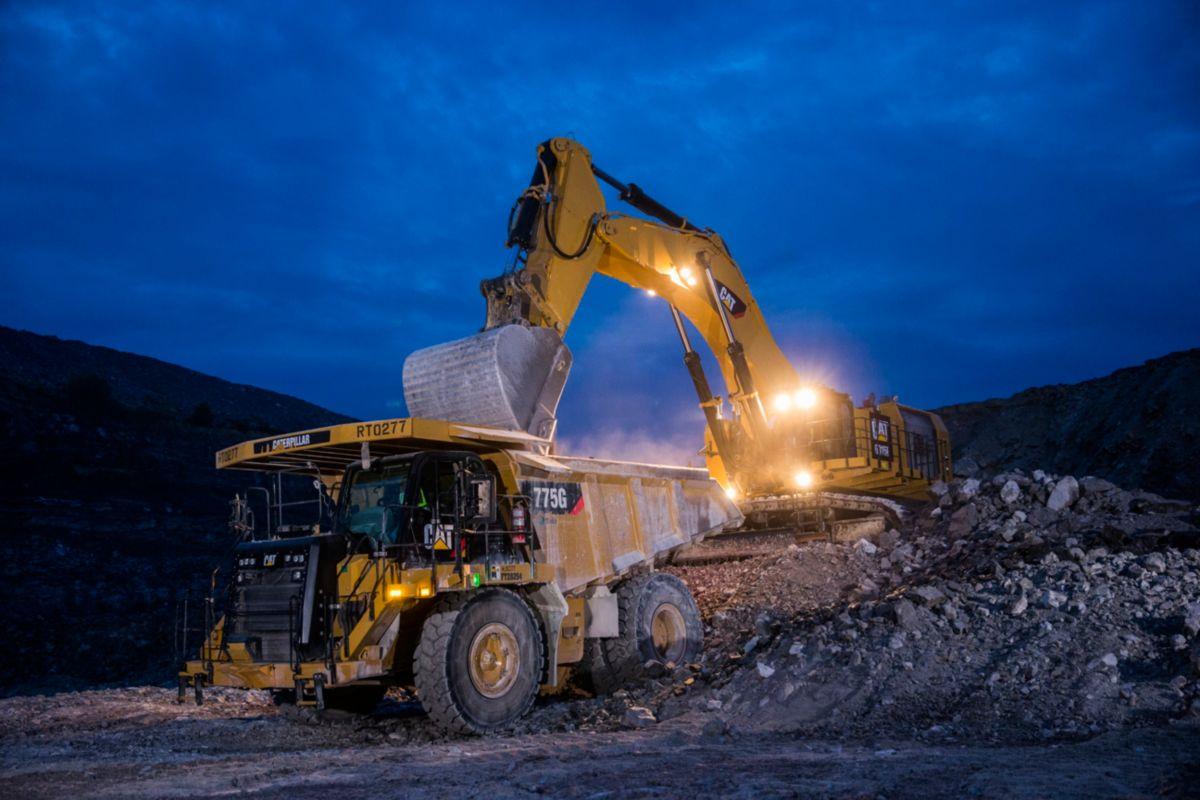 CatMining's tweet photo. The Cat 6015B Hydraulic Shovel has helped this quarry increase production by 20%. #mining #shovels https://t.co/Bd5oYIIpgP https://t.co/RxOTiY7kze