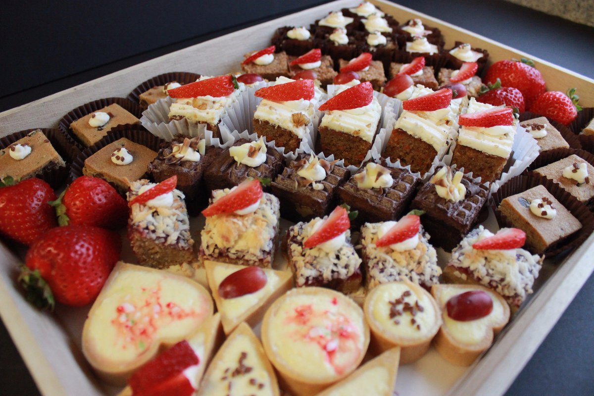 We're feeling extra sweet as we look forward to kicking off wedding season full on this Saturday! What's your favourite treat? #yegwed