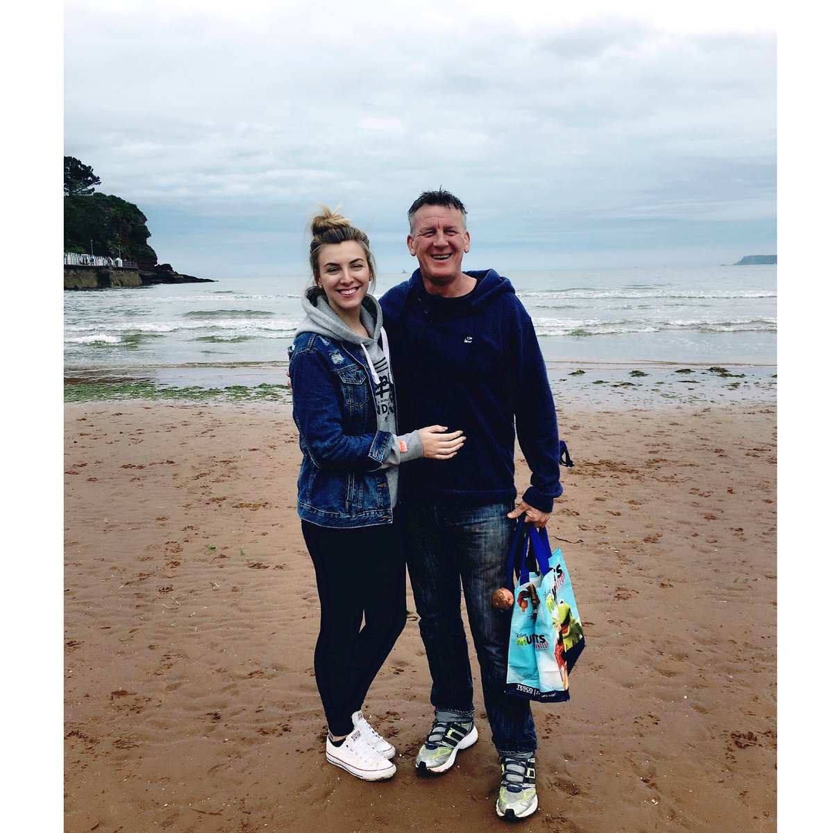 _Paiiss's tweet photo. Two of the most important men in my life. #lovethem #mydad #myman ♥️ https://t.co/YKawMV2RgN