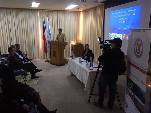 Proyecto_3Di's tweet photo. [AHORA] Lanzamiento #AñodelosOcéanos #Tema2017 @exploraconicyt @UCNorte  panel "Nuestros océanos, nuestro futuro: una mirada ecosistémica" https://t.co/E1zzTtx2wu
