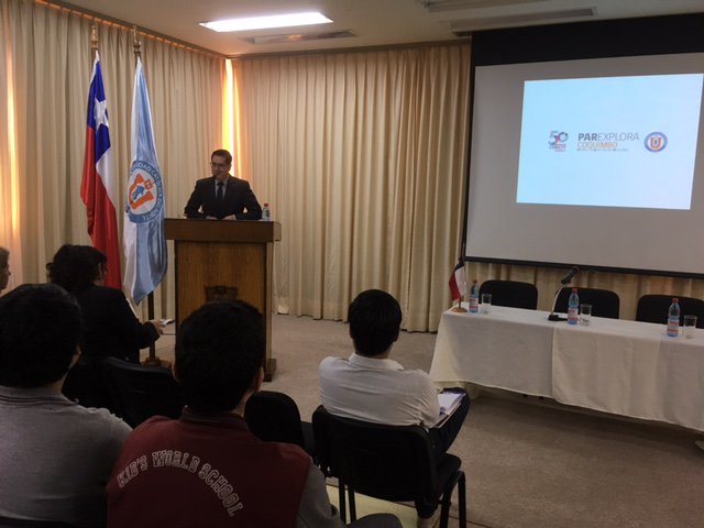 Proyecto_3Di's tweet photo. [AHORA] Lanzamiento #AñodelosOcéanos #Tema2017 @exploraconicyt @UCNorte  panel "Nuestros océanos, nuestro futuro: una mirada ecosistémica" https://t.co/E1zzTtx2wu