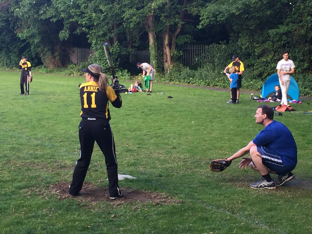 Anne Kiely tweet media