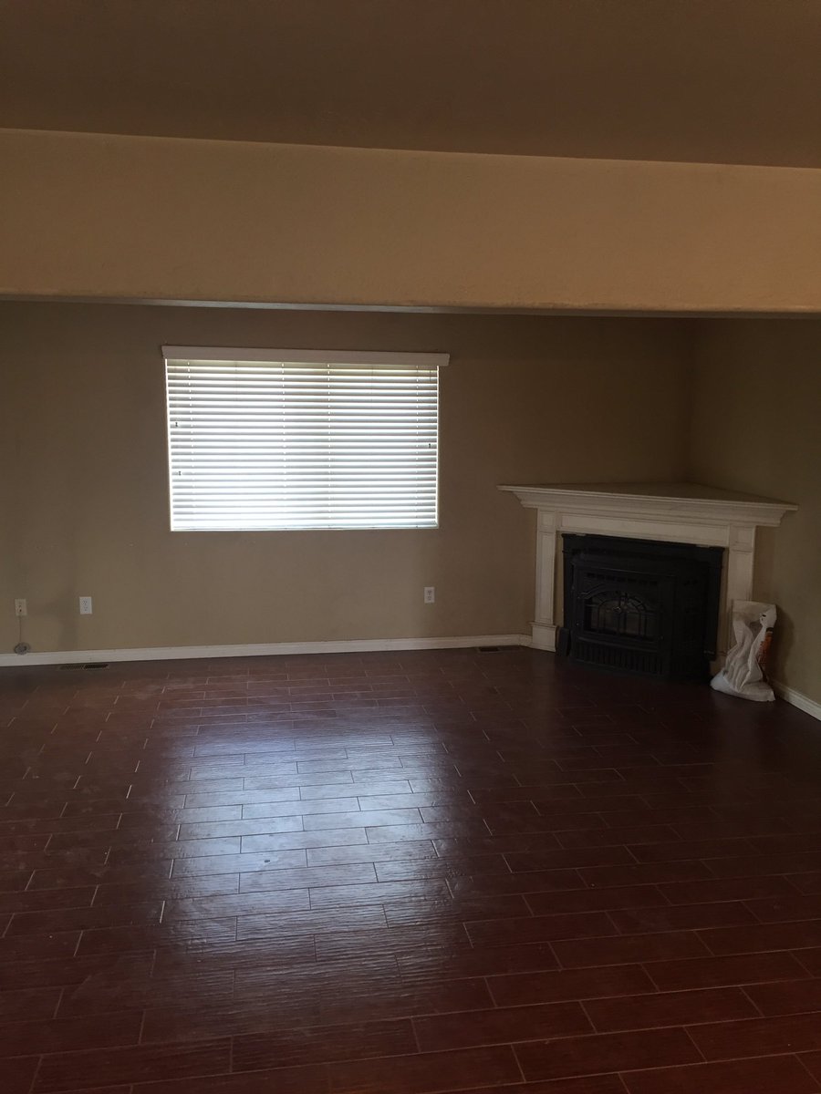 RRicedorff10's tweet photo. This home and Show Low have been absolutely perfect these past 10 years but it's time for the next chapter in our lives!! Peace out Show Low https://t.co/NtWelqMjCJ