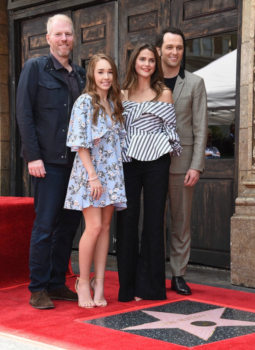 kerirussellweb's tweet image. 📸 #KeriRussell honored with star on The Hollywood #WalkofFame - kerirussellweb.com/gallery/thumbn… #MatthewRhys #ScottSpeedman #MattReeves
