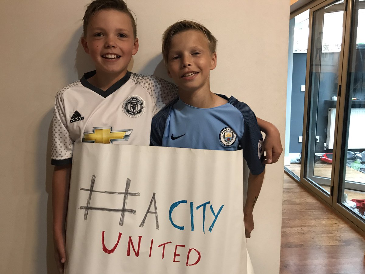 joannbowles's tweet photo. Please help H and Dan raise money for the victims of the Manchester terror attack #acityunited @ManCity @ManUtd @WakeExpress see bio link! https://t.co/VJT01ZxKcn