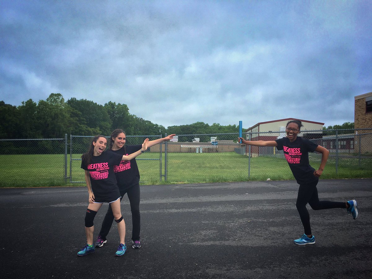 MatawanXCTF's tweet photo. Awesome performances from these seniors at State Sectionals bringing home the gold; Samantha, Amanda, &amp; Dani https://t.co/y6kJZMjVLP