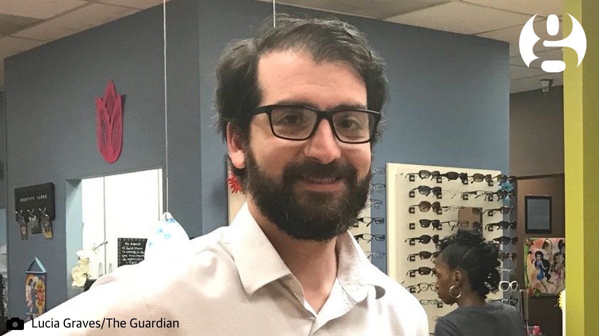 Our reporter <a href="/Bencjacobs/">Ben Jacobs</a> has new glasses. His old pair, broken by a Montana congressman, are headed to the <a href="/Newseum/">Newseum</a> trib.al/ZhOJEQY