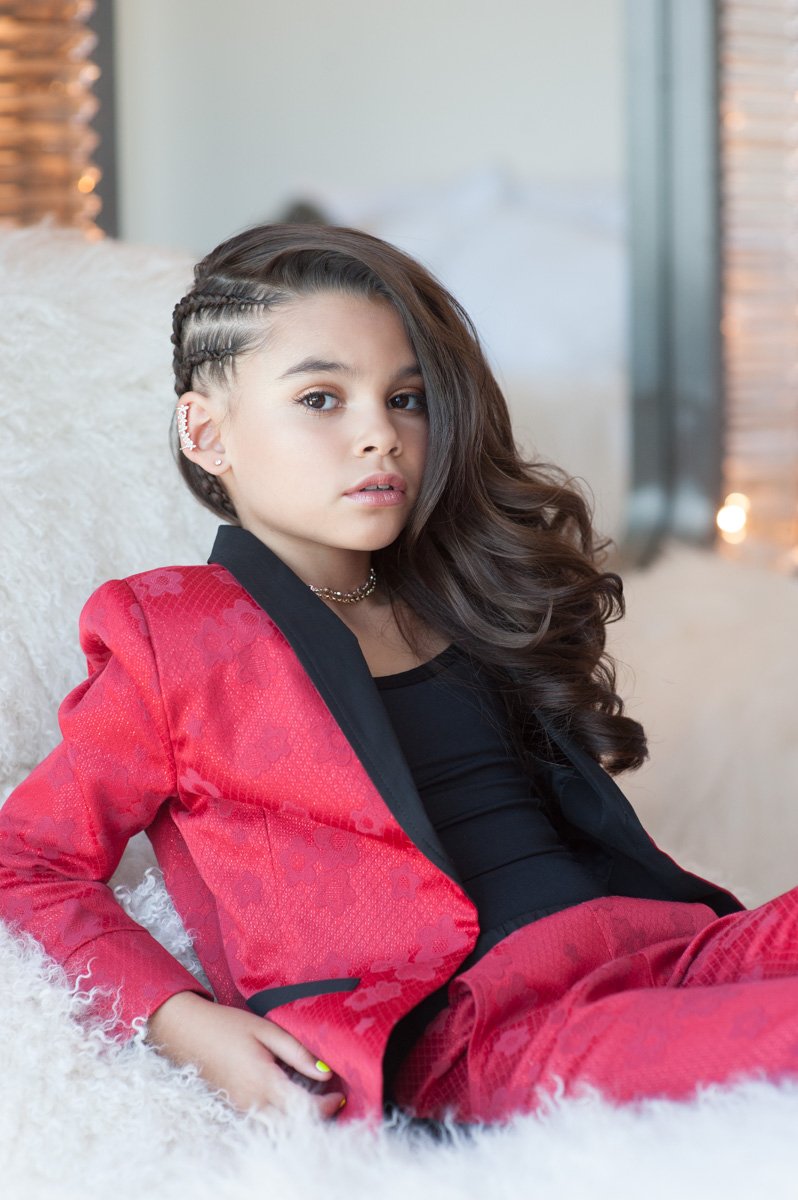 .<a href="/ArianaG_07/">Arianna Guerrero</a>'s new <a href="/project4women/">Lauri Levenfeld</a> photo shoot is iconic. We've got your exclusive first look >> bit.ly/2qwQ2fQ