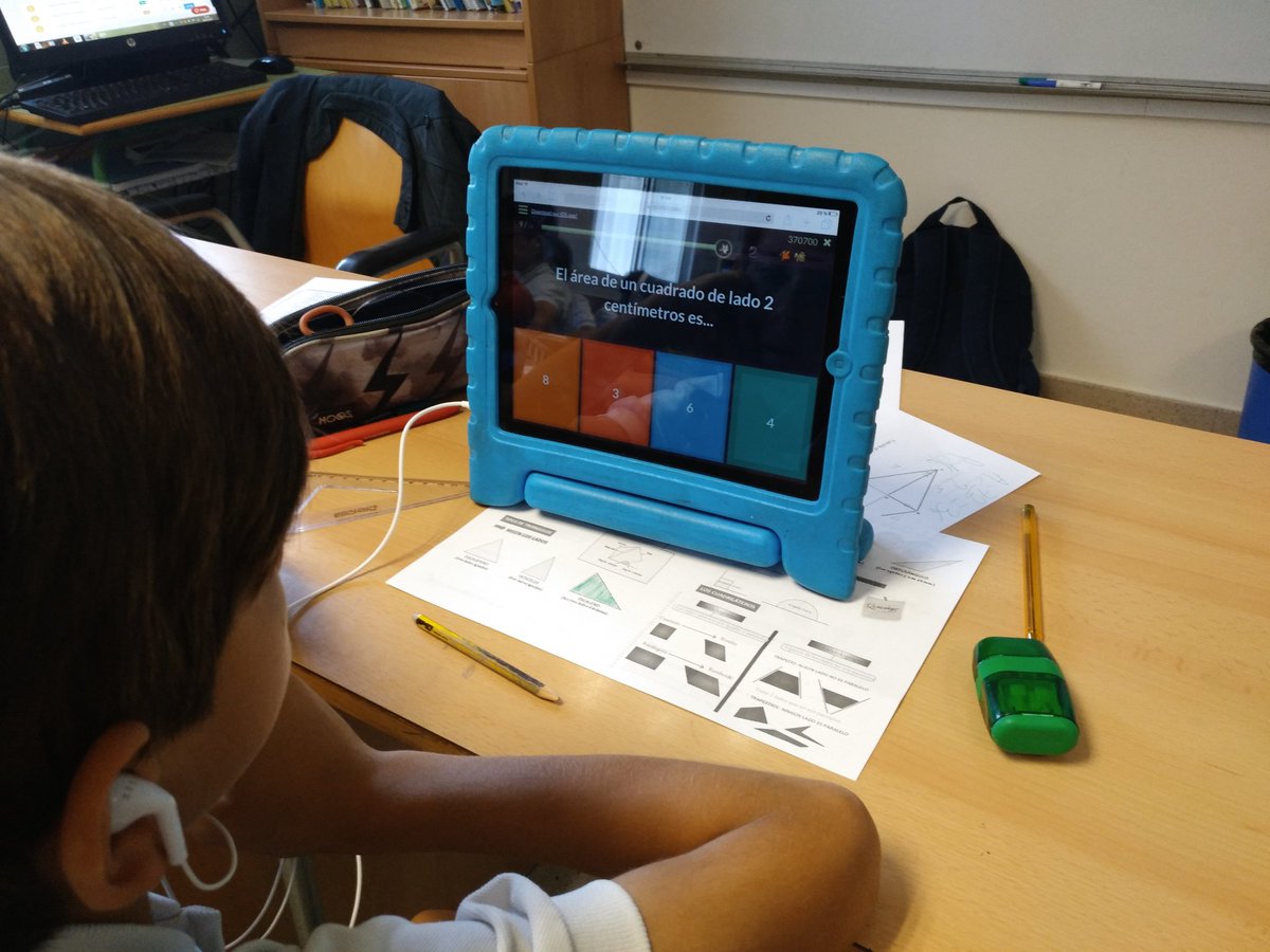 nacho_polo's tweet photo. Hoy he evaluado geometría con @quizizz Me ha encantado y han disfrutado! Recomiendo!@innovarescrecer https://t.co/FRO4qe6xfd