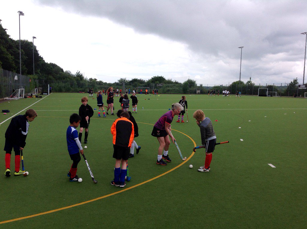 Steve Godwin (@godderssteve) on Twitter photo <a href="/farehamhc/">Fareham Hockey Club</a> @FhcAcademy Hockey Camp today. Head Coach <a href="/JohnnyKinder1/">Johnny Kinder</a> enlists help of mum @maggie_kinder on coaching <a href="/farehamhc/">Fareham Hockey Club</a> @FhcAcademy Hockey Camp today. Head Coach <a href="/JohnnyKinder1/">Johnny Kinder</a> enlists help of mum @maggie_kinder on coaching
