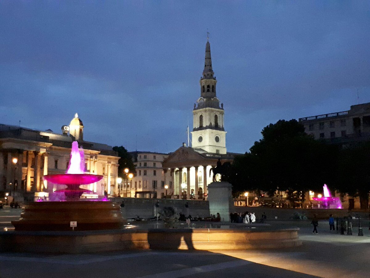 BreastCancerNow's tweet photo. We have just turned the Trafalgar Square fountains pink to mark the 25th anniversary of the Pink Ribbon 🎀 #PinkRibbon25 https://t.co/S1xiwsyyGS