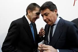 gerardotc's tweet photo. La Asociación de Presos Soto del Real tampoco ve motivos para que Moix dimita: "Es un tío cojonudo". https://t.co/kWK5MGxylN