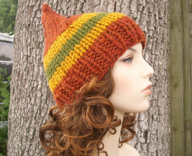 pixiebellshop's tweet photo. Knit Hat Womens Hat - Gnome Hat in Smugglers Notch Knit Hat - Womens Acce⦠https://t.co/nqA2VsrS9l #Etsy #RustOrange https://t.co/KdHPkDBeu9
