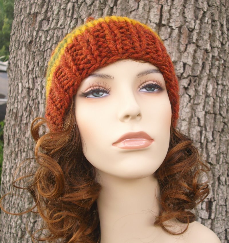 pixiebellshop's tweet photo. Knit Hat Womens Hat - Gnome Hat in Smugglers Notch Knit Hat - Womens Acce⦠https://t.co/nqA2VsrS9l #Etsy #RustOrange https://t.co/KdHPkDBeu9