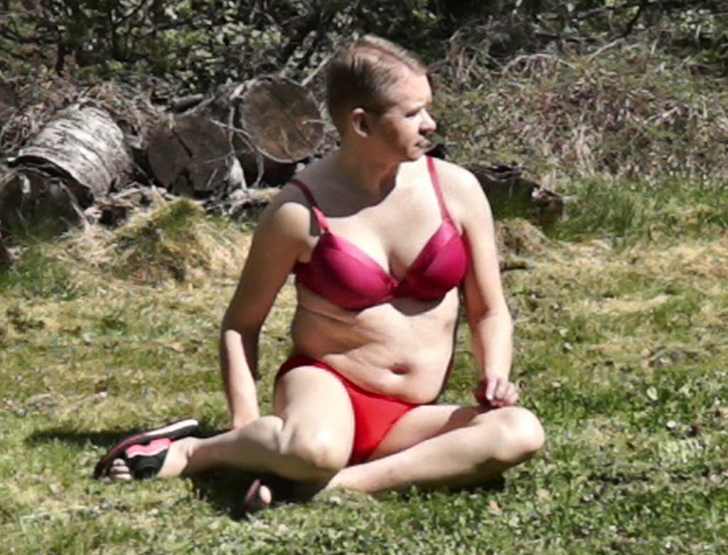 Legboyx's tweet photo. Sissy in red bikini outside #crossdresser #crossdressing #sissy #sissyboy #sissycrossdresser https://t.co/5NHpowwAie