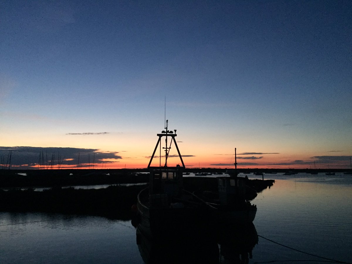 Beautiful light in the sky this evening