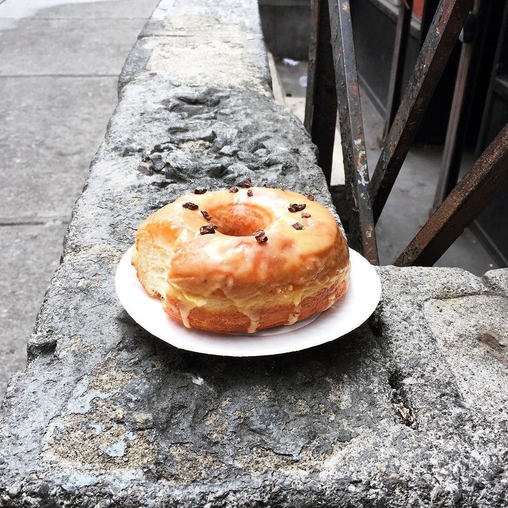the_gothamista's tweet photo. I don't care what the calendar says, it's just another Manic Monday woah woah. #postlongweekend #donuts https://t.co/KvXwEZUwgk https://t.co/ioQUgXHVbG