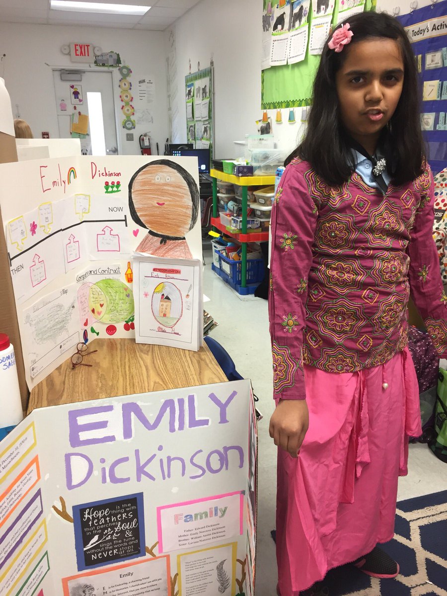 MrsBerlatsky's tweet photo. Inspiration Station Wax Museum showed lots of successful, talented, inspired 3rd Graders! #worldchangers #PeaceLove3rd #VerdeWay https://t.co/KcXyc7wGiD