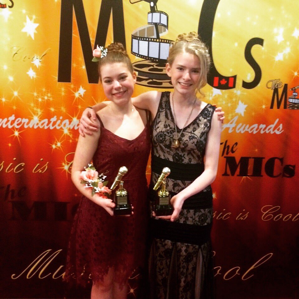 OliviaRiots2003's tweet photo. What up? Guess me and Stacey be winning some MICs! #andtheawardgoesto #ynrtheseries #letsdothis https://t.co/euVoLlfHm9