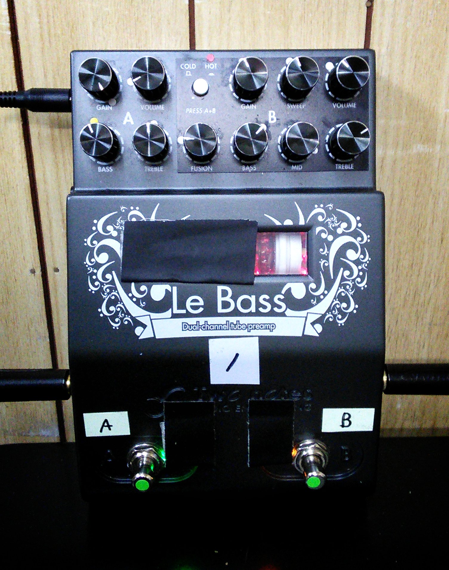 DIR EN GREY TOSHIYAさん使用ピック 戦利品 DIR EN GREY ピック 敏弥