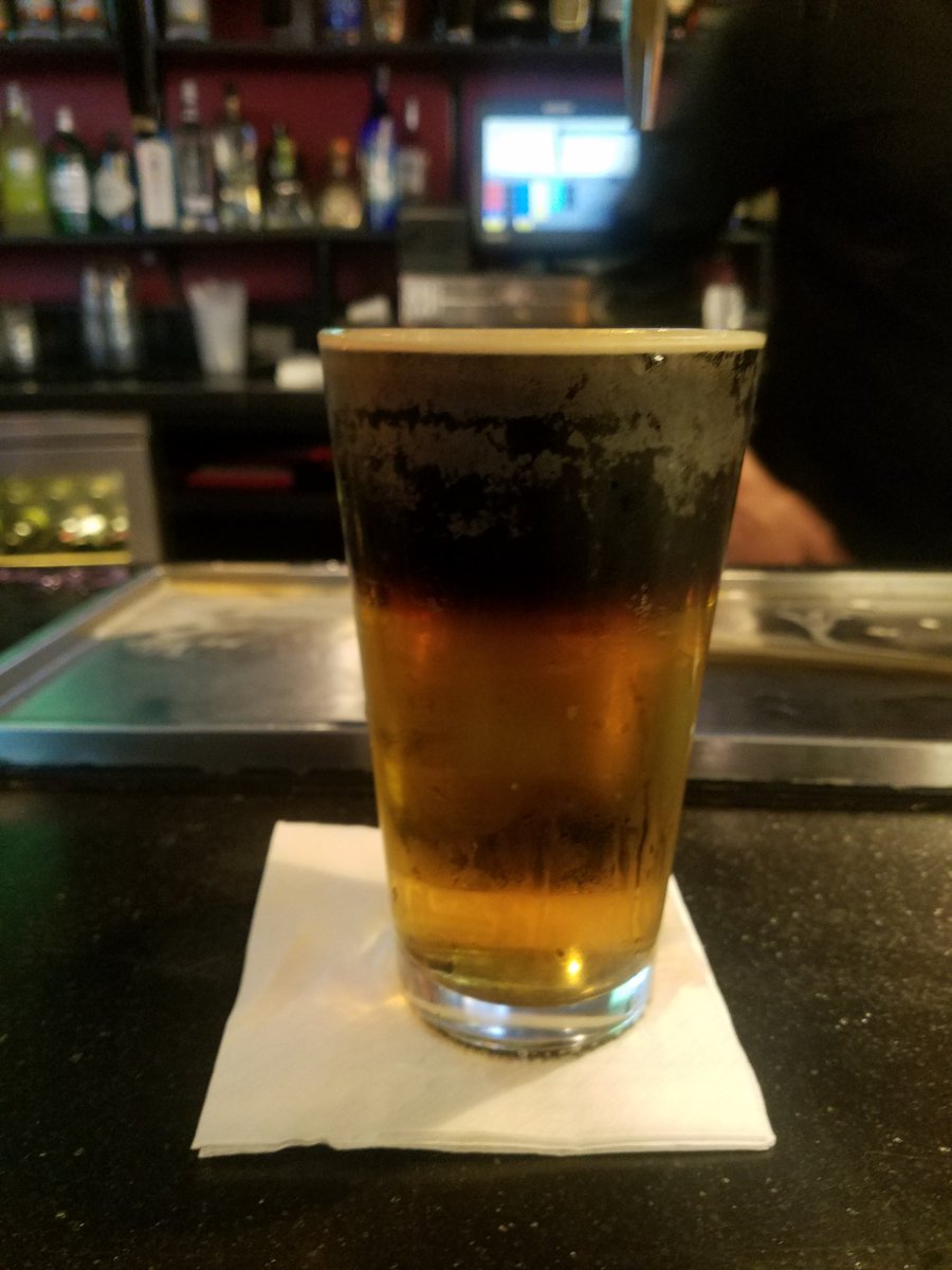 ErickHansen's tweet photo. Waiting in JFK for the flights to stop being pushed back. https://t.co/uEiwMXR05O