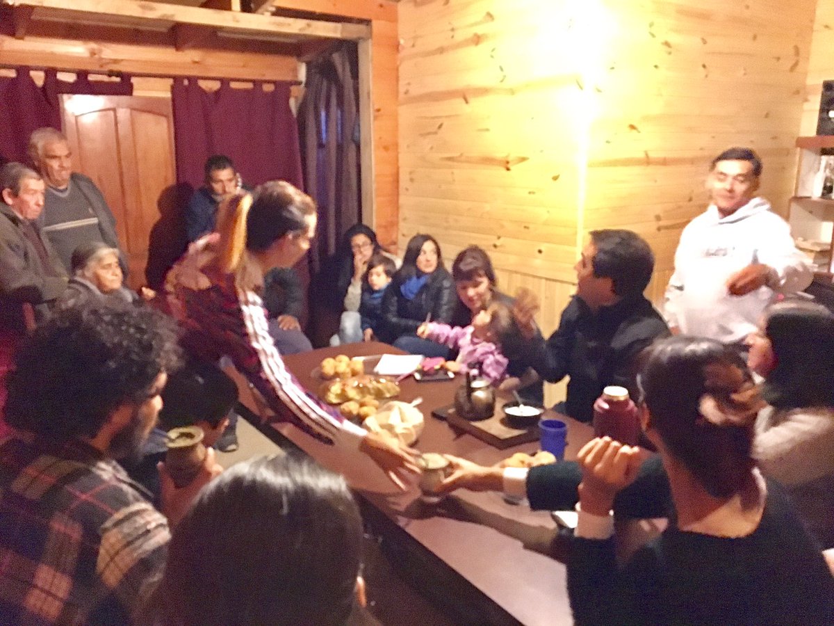 mincarelli_juan's tweet photo. ¡Gracias a los vecinos y ñcompañeros que participaron de las reuniones en los distintos barrios de #Berisso. Adelante, seguimos #Mincarelli https://t.co/9ENPkVEPt3