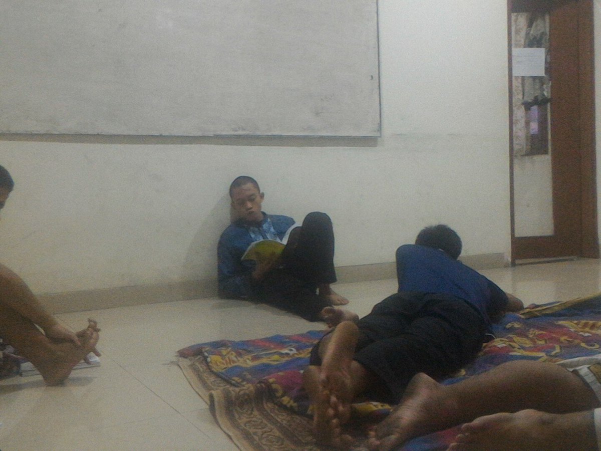 Warga Sipil tweet media