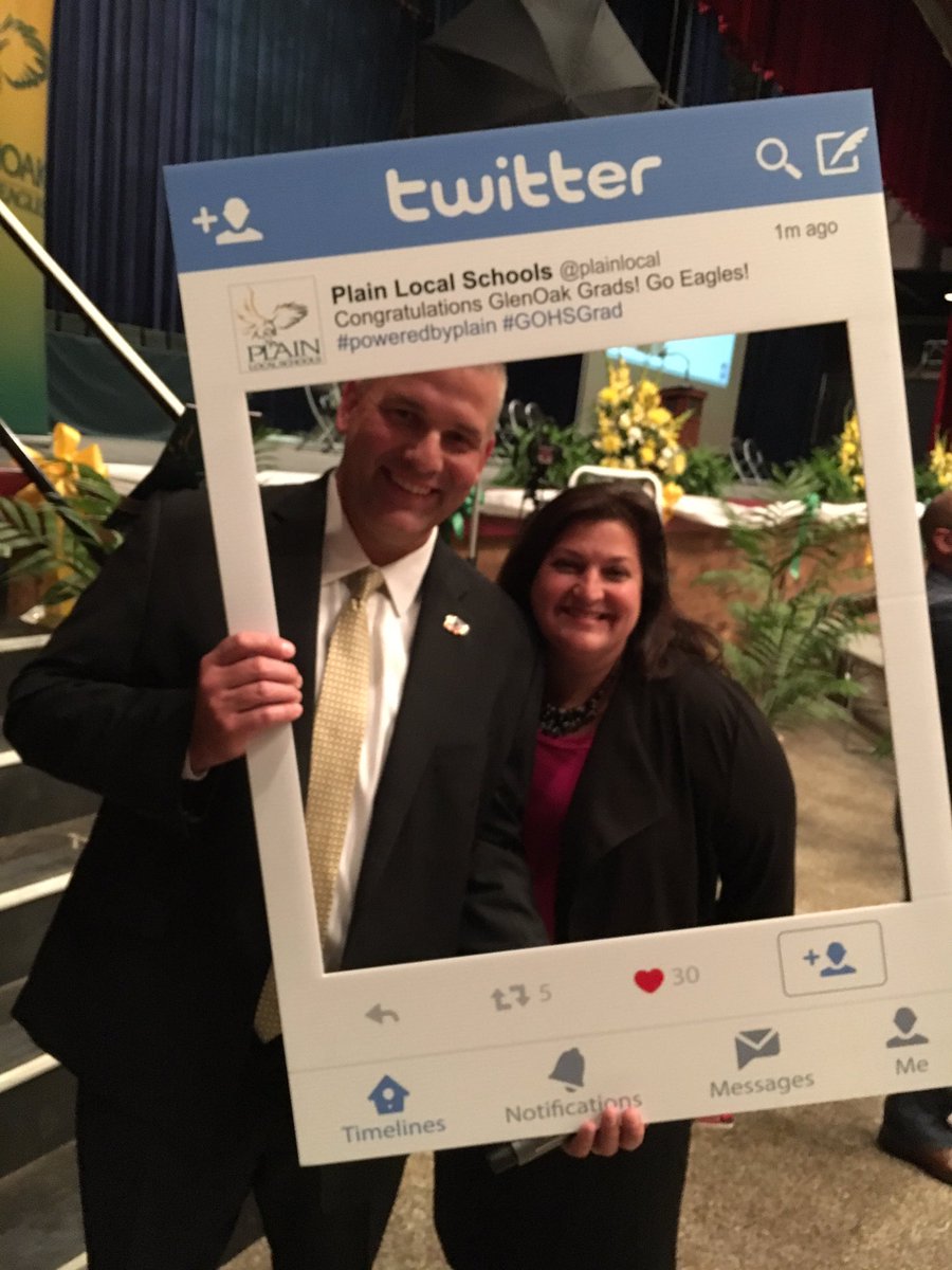 PlainLocal's tweet photo. @eagletweets14 #GOHSGrad17 https://t.co/79EOI1q61I