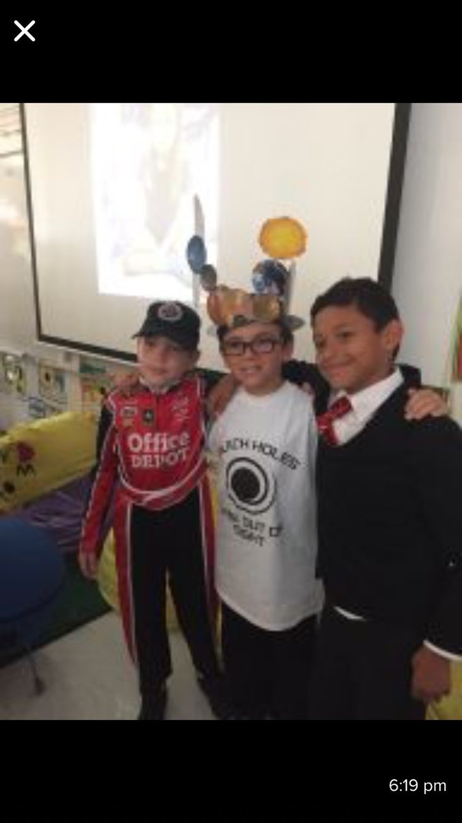 MrsBerlatsky's tweet photo. Inspiration Station Wax Museum showed lots of successful, talented, inspired 3rd Graders! #worldchangers #PeaceLove3rd #VerdeWay https://t.co/w9b9FaZQqA