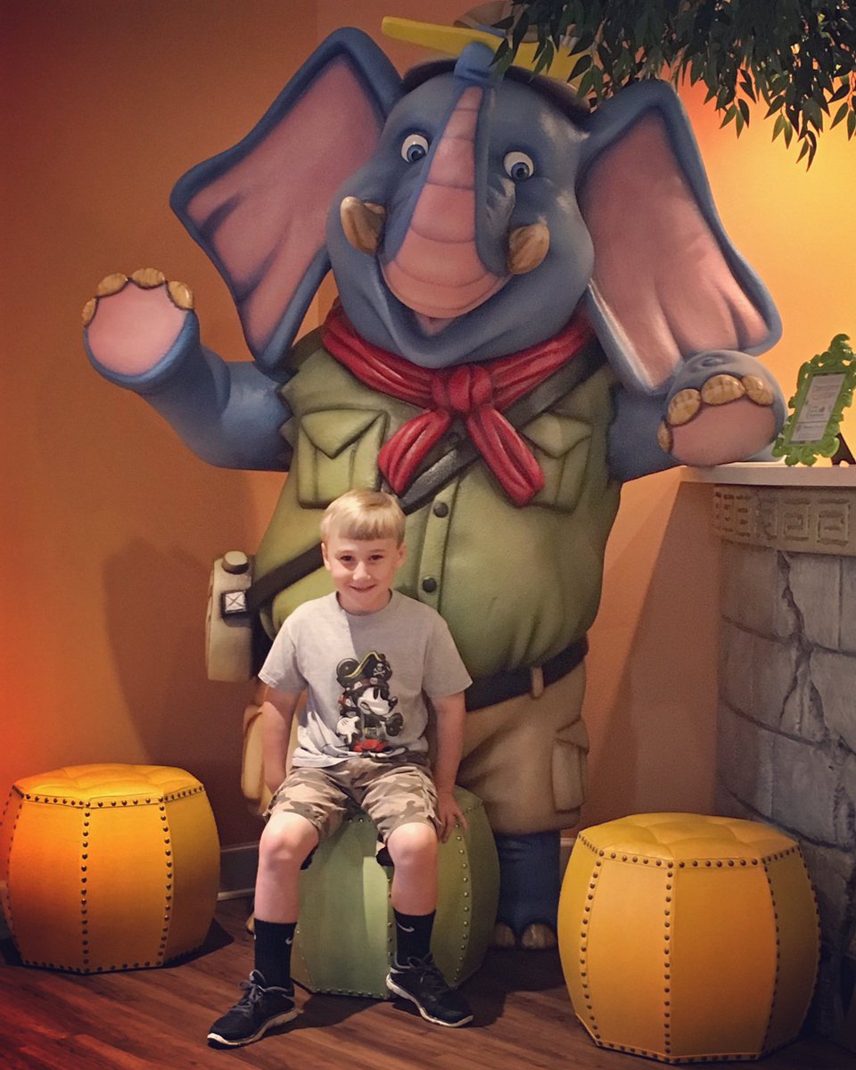 PaulJennBishop's tweet photo. Still a member of the NO CAVITY CLUB!! #strongteeth #healthyteeth #nosugarbugs @bishopsblessing https://t.co/PqFHKmTtvw