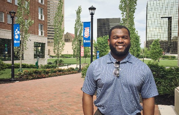 OhioState's tweet image. Have you heard of the @LLInstitute? See how it sets up young Ohio adults, like alum Richard Birchfield, for success. go.osu.edu/Bxw7