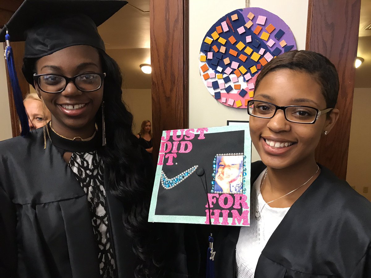 TateLibrary's tweet image. Tate&apos;s graduation speakers: LaVonda and Khadaria--congratulations! #tateisgr8!