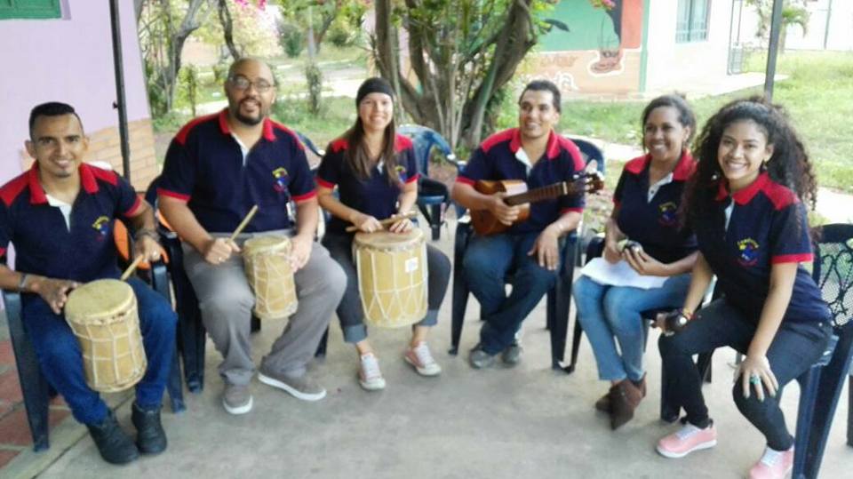 tamboresdevzla's tweet photo. Cerrando el mes de Mayo con Fulias #tamboresdevenezuela #tambor #musica #afrovenezolanos #tradiciones #saborapueblo https://t.co/cjJKGsseQb