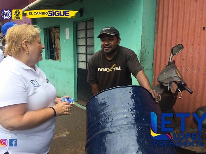 LetyLopezLander's tweet photo. Gracias por permitirme presentar mis propuestas. 
Trabajaré para que puedan volver a transitar con confianza por sus calles. 
#ElCambioSigue https://t.co/36koQx2Vth
