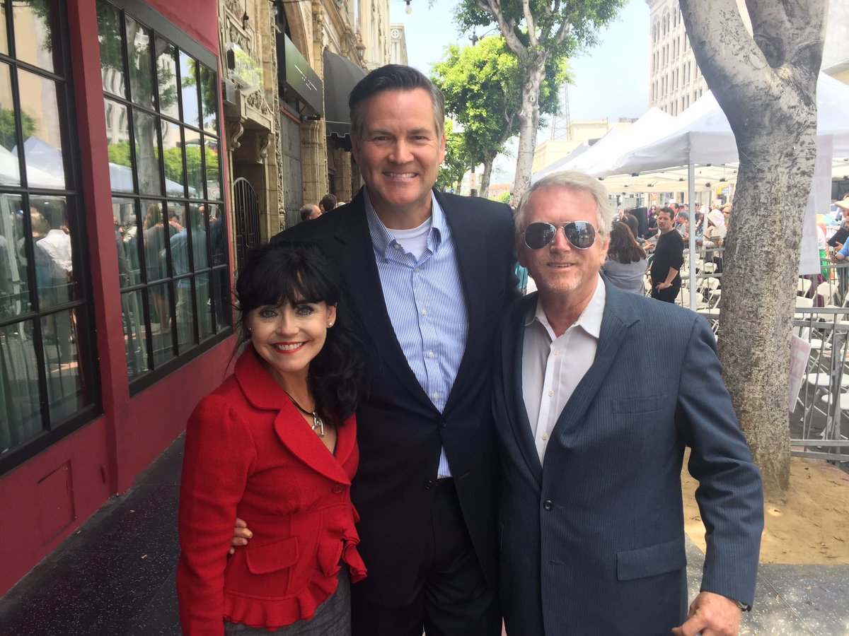 Foothill_Heart's tweet photo. Great to meet @LAPDHollywood @kerirussellweb on her ⭐️on Hollywood #WalkofFame. We will be doing events together. @brundilocks https://t.co/fYvDoITMZo